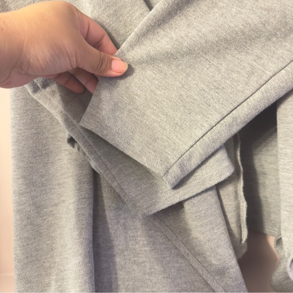 Torrid Drape Front Cardigan Grey Women Size 2X - Picture 4 of 8